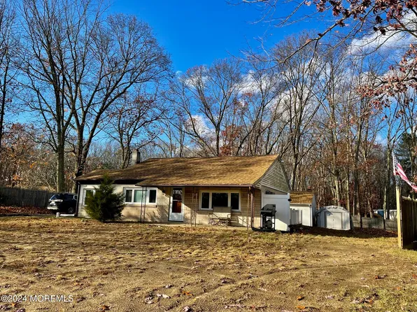 230 Lakewood Rd, 
