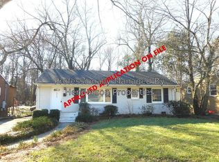 2924 Hanson Dr, Charlotte, NC 28207