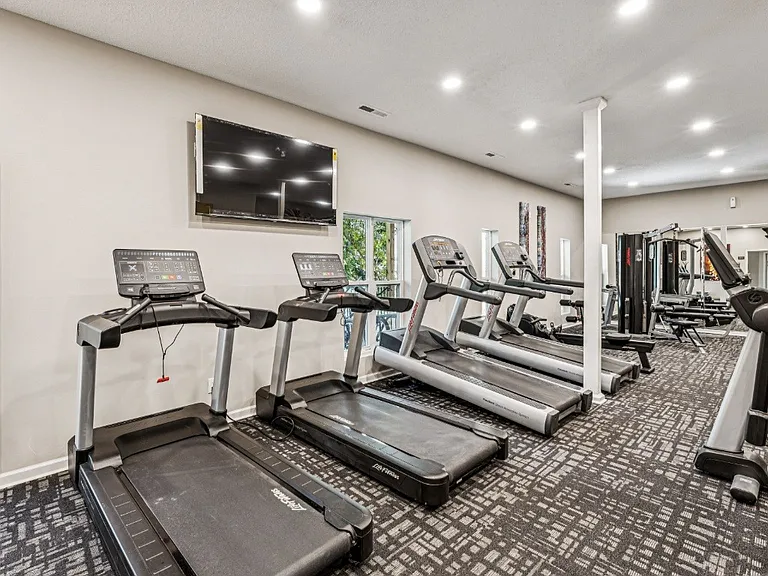 Park Ridge Estates — Photo 12