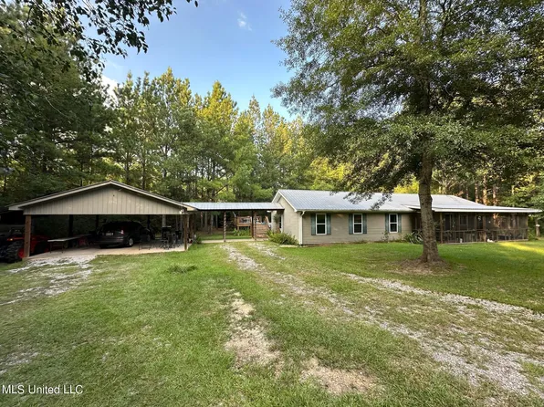121 American Sand And Gravel Rd, Poplarville, MS 39470