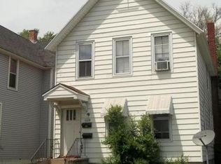 1208 14th Ave, Menominee, MI 49858