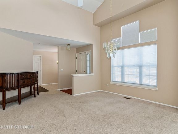 5th image of 1730 Fairfax Ln #1