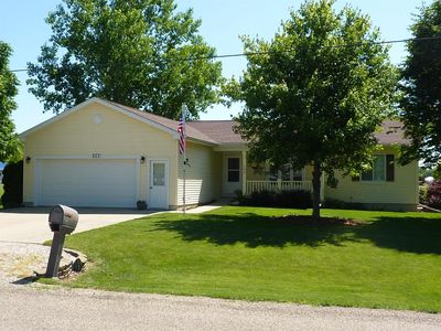 503 4th Ave, Belle Plaine, IA, 52208