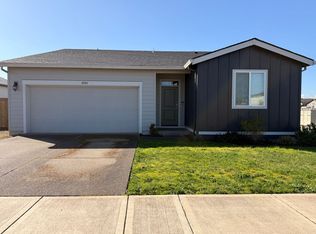 4804 Surveyor Ave NE, Salem, OR