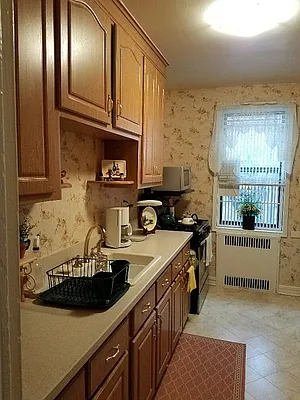 Sold by NY Metro Realty Group | media 29