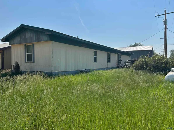 209 Pierre Rd, Vale, SD 57788