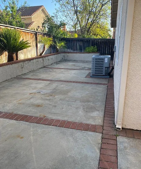12 Firethorn — Photo 20