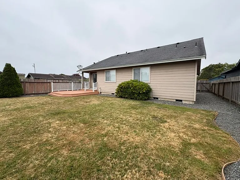 1200 Winchester Ave — Photo 17