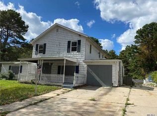 32 S Village Dr, Bellport, NY 11713