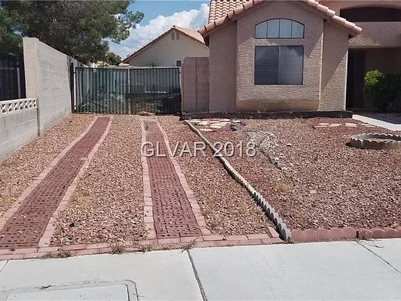 2nd image of 5104 Regal Spruce Ln