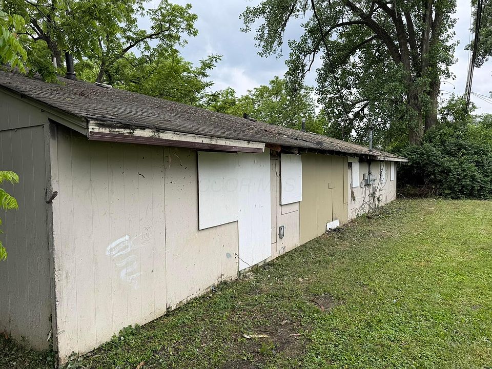 2nd image of 1538 Accomodation Ave