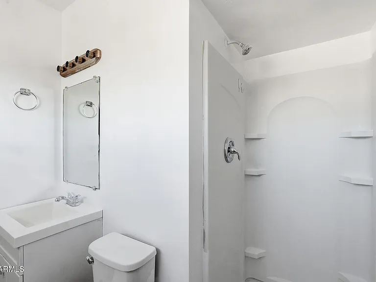 2150 W Missouri Ave #213 — Photo 19