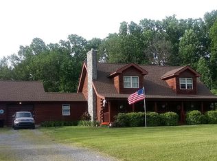 143 Fredericksville Rd, Mertztown, PA 19539