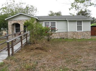 1802 Yale St, Corpus Christi, TX 78416