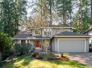 10305 SW Shearwater Loop, Beaverton, OR 97007