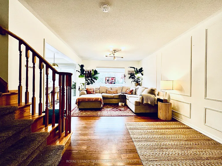 906 Burrows Gate — Photo 9