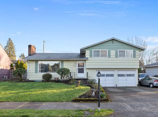 10220 SE Mill Ct, Portland, OR 97216