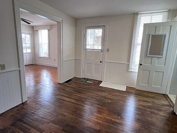 5th image of 22 Hancock St