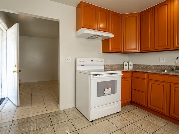 4th image of 2187 Pasetta Dr #4