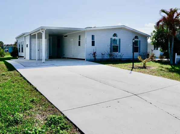 3325 Ironwood Avenue, Port St Lucie, FL 34952