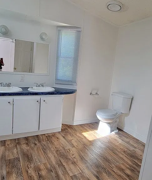 1139 Bonfire Dr — Photo 12