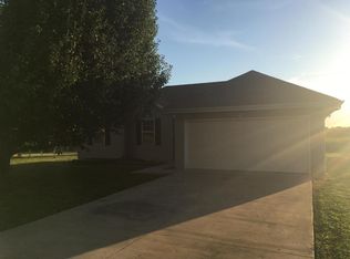 119 N Arrowhead Rd, Willard, MO 65781