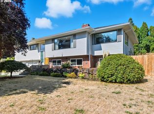 806 NW 94th St, Vancouver, WA