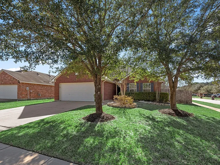 16139 Colt Springs Ln — Photo 1