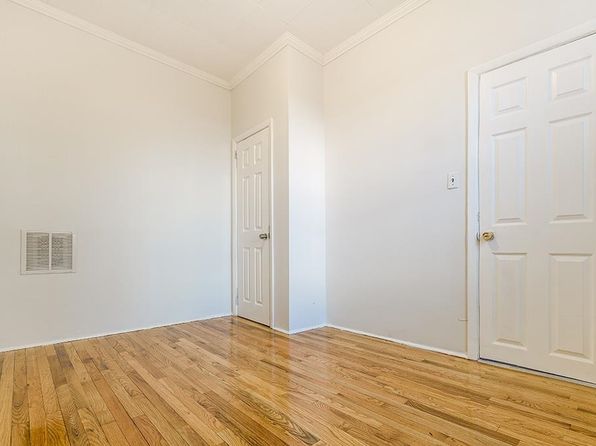 jersey-city-new-jersey-38902808 picture