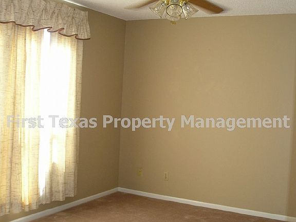 5th image of 238 Teakwood Ln