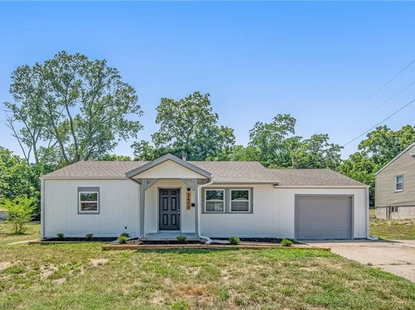 2400 S Crescent Ave, Independence, MO 64052