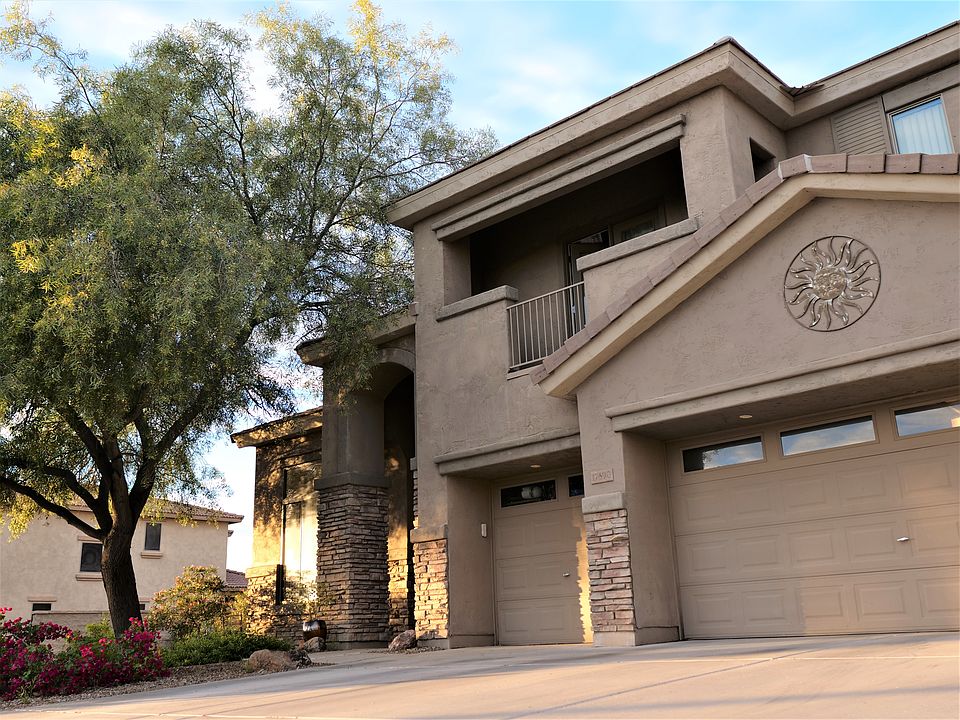1st image of 17690 W Desert Ln