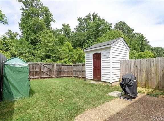 5th image of 11331 Abbots Cross Ln