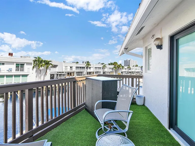 1035 Boca Cove Ln — Photo 37