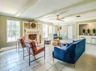 5331 Foresthaven Dr, Houston, TX 77066