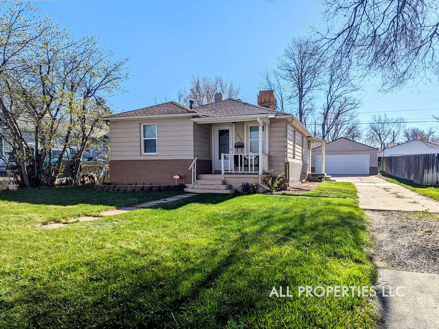 2 bed, 776 sqft, $2,100 — Photo 4