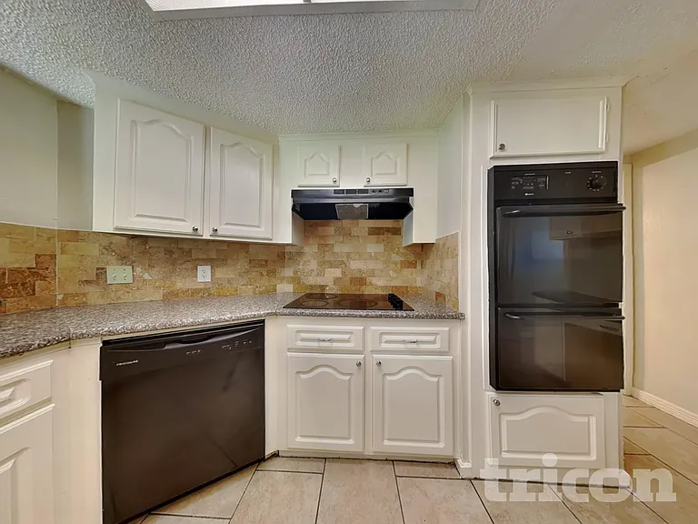 16726 Britford — Photo 6