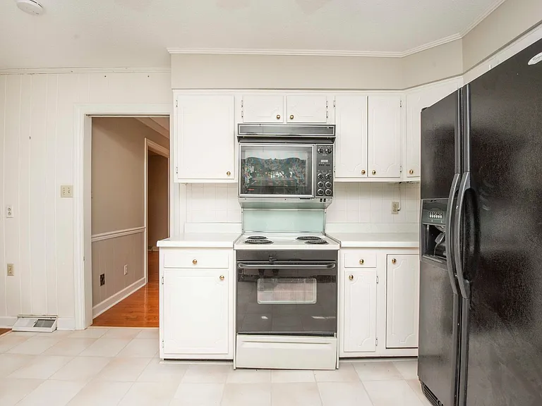 3924 Arline Dr — Photo 14