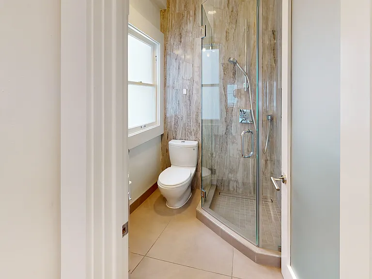 333 Hyde St #12 — Photo 16