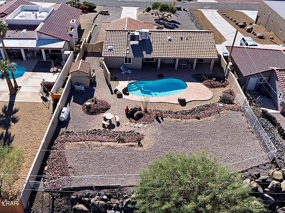 2nd image of 3191 Longview Dr