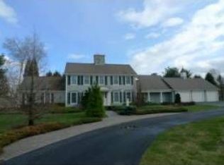 7 Exeter Falls Dr, Exeter, NH 03833