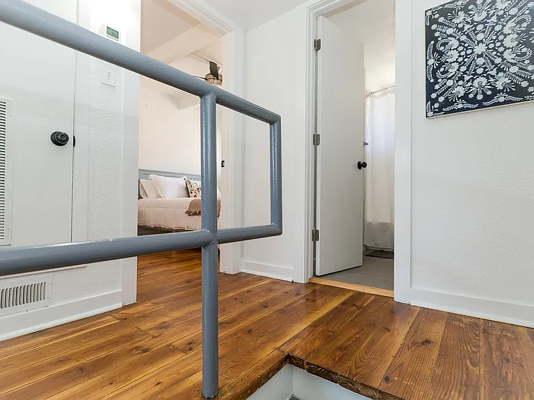 2232 Bellefontaine St #7 — Photo 21