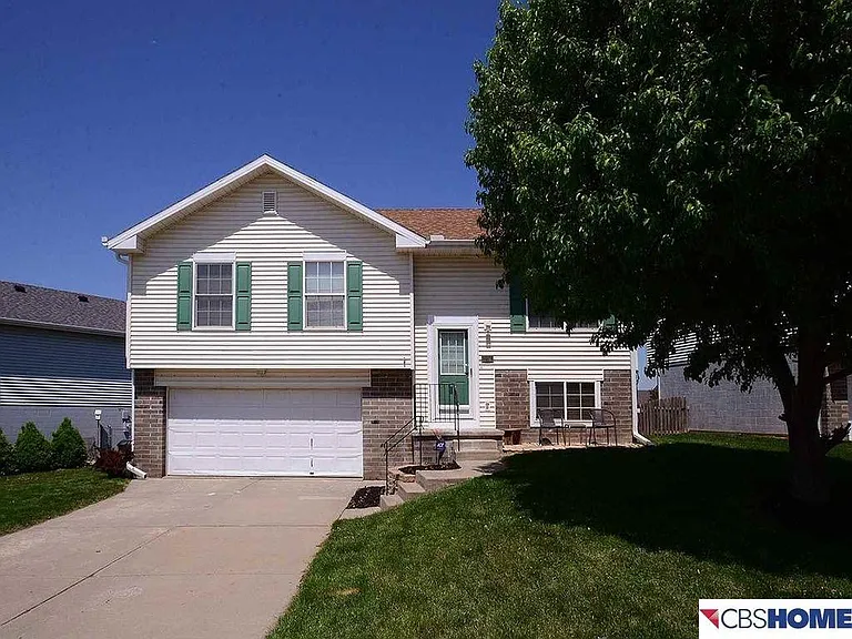 7916 Curtis Ave — Photo 13