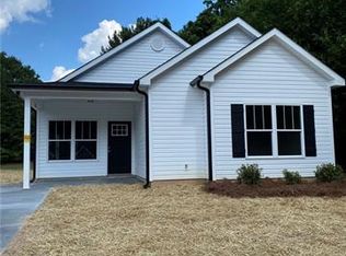 111 Franklin St #82, Clover, SC 29710