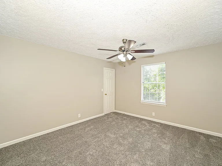 6005 Bradford Hills Dr — Photo 14