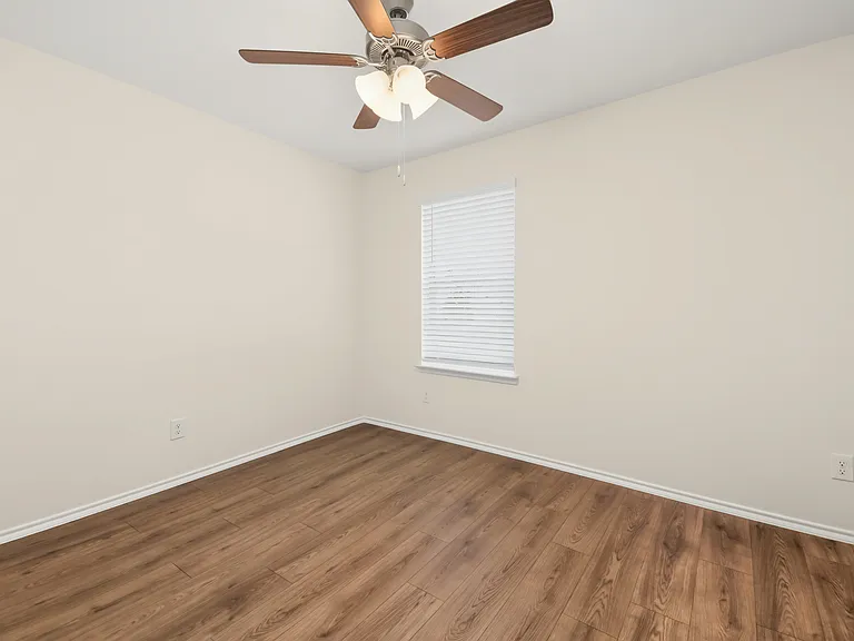 Enclave at Maxwell Creek — Photo 14