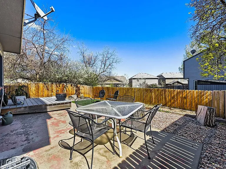 12704 Forest St — Photo 22