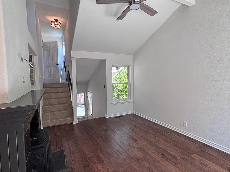 2108 Lost Lake Pl — Photo 9