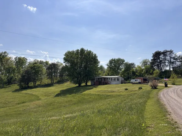 49311 Bissell Rd, Long Bottom, OH 45743