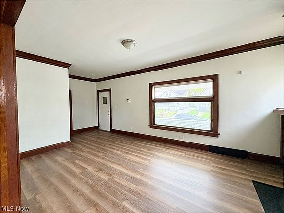 2nd image of 12013 Gay Ave